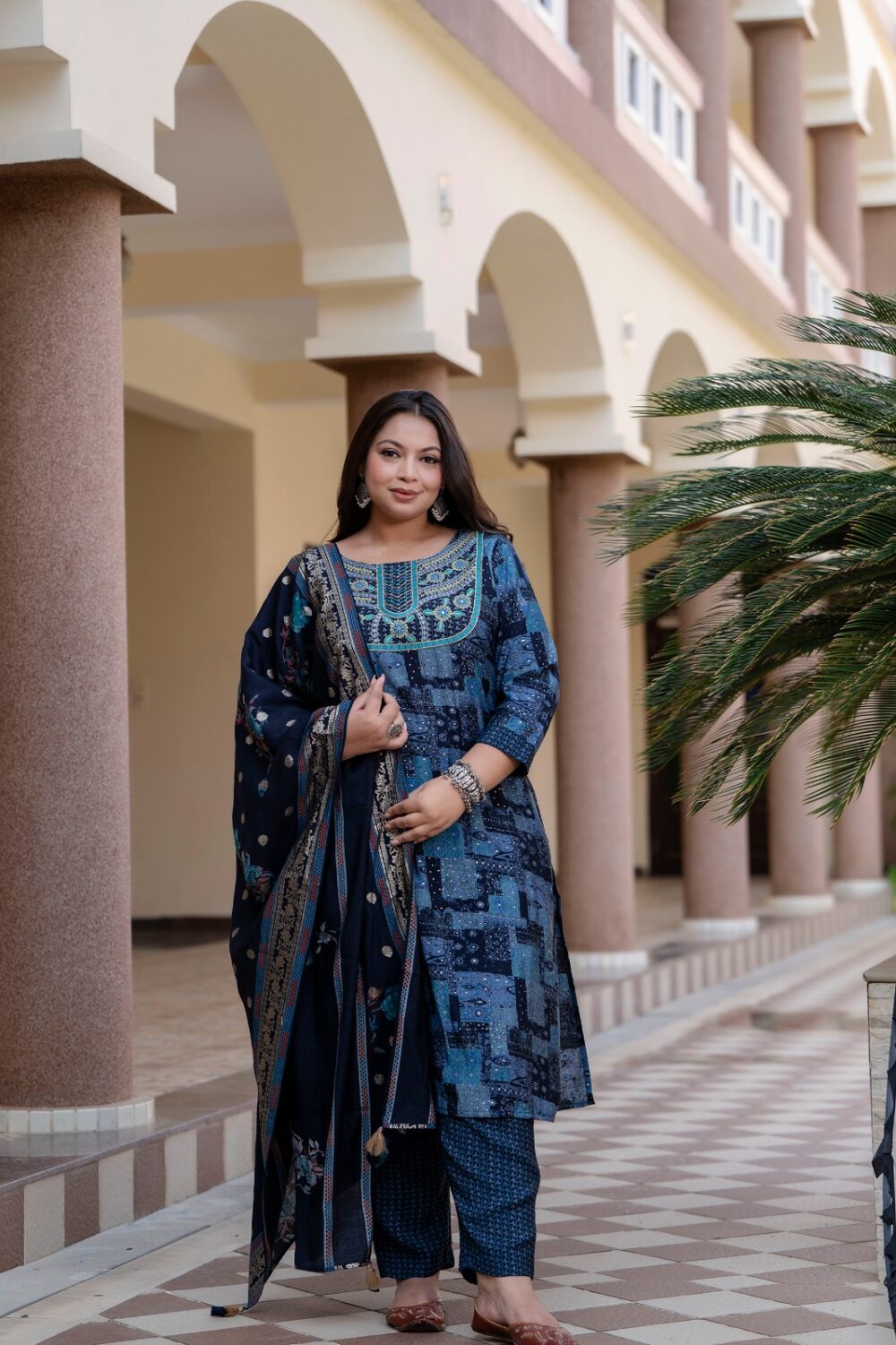 PURE MUSLIN BLUE & BLACK SUIT SET - Image 2