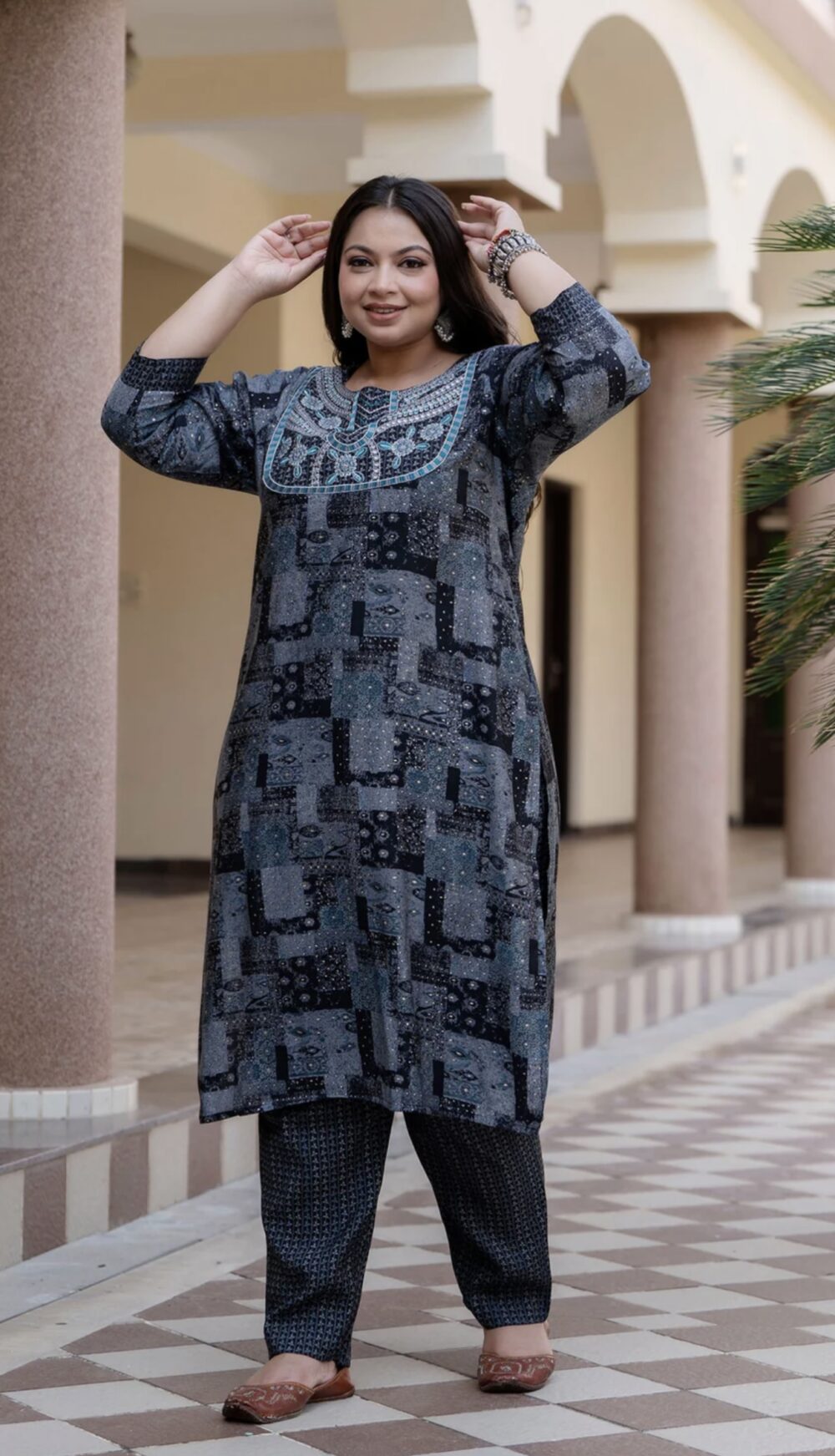 PURE MUSLIN BLUE & BLACK SUIT SET - Image 4